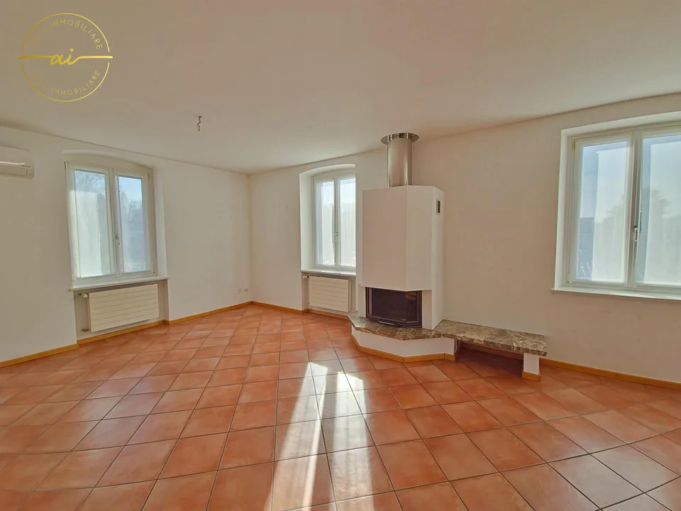 APPARTAMENTO DI 4 LOC CON AMPIA TERRAZZA COPERTA A MENDRISIO