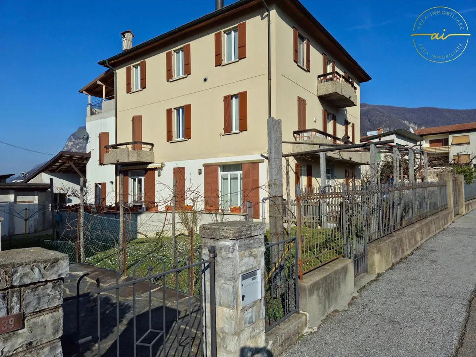 APPARTAMENTO DI 4 LOC CON AMPIA TERRAZZA COPERTA A MENDRISIO