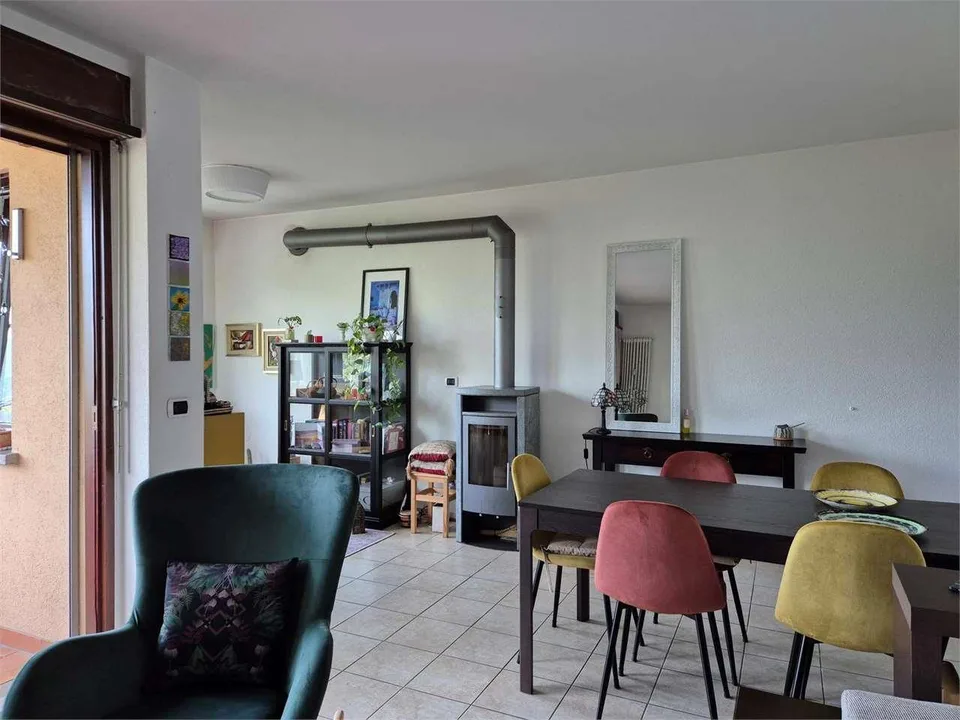 2613_Lopagno_Helles 2.5 Zimmer mit Panoramablick.