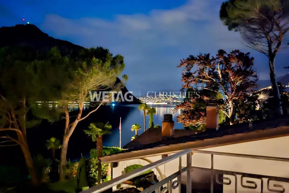 Lugano-Bissone: Appartamento con accesso diretto al lago, piscina esterna, vista lago & posto barca in vendita – foto 8 di 13
