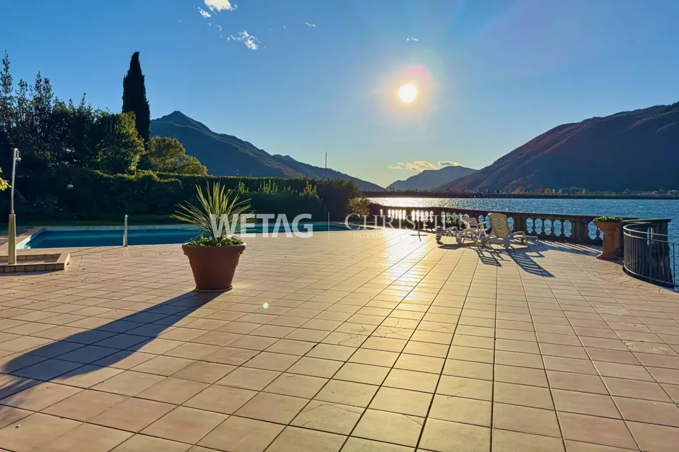 Lugano-Bissone: Appartamento con accesso diretto al lago, piscina esterna, vista lago & posto barca in vendita – foto 10 di 13