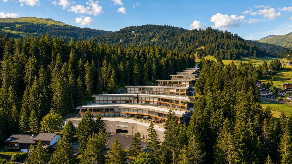 Moderne 2.5-Zimmer-Terrassenwohnung mit 20 m² Terrasse in Laax