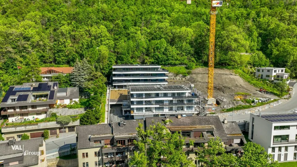 Direkt bezugsbereit: 3.5 Zimmer Neubauwohnung an schöner erhöhter Lage