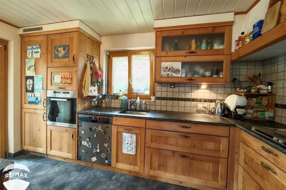 Villa-Chalet mit 6 Zimmern, Galerie und einem Studio