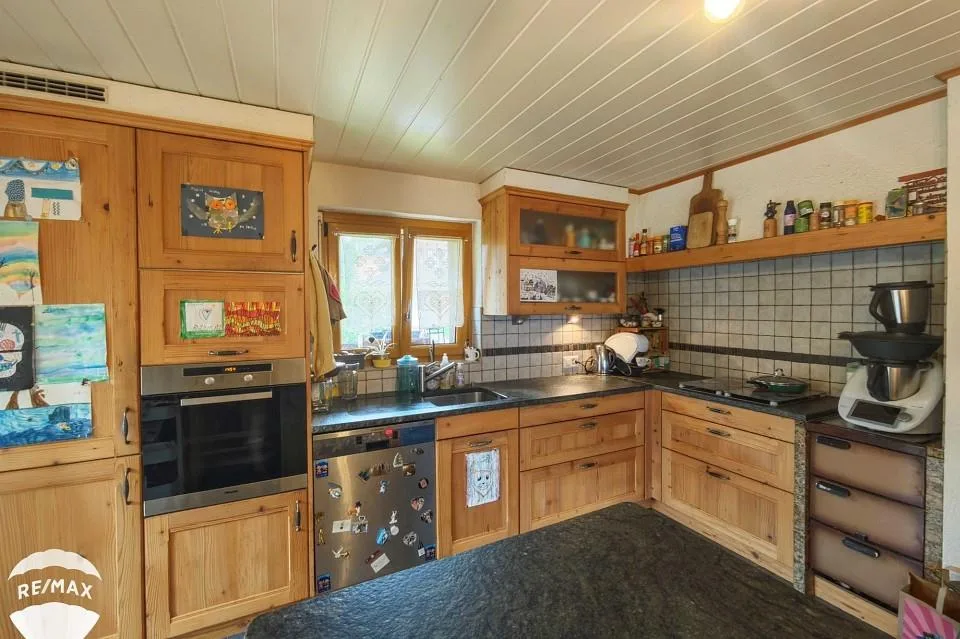 Villa-Chalet mit 6 Zimmern, Galerie und einem Studio