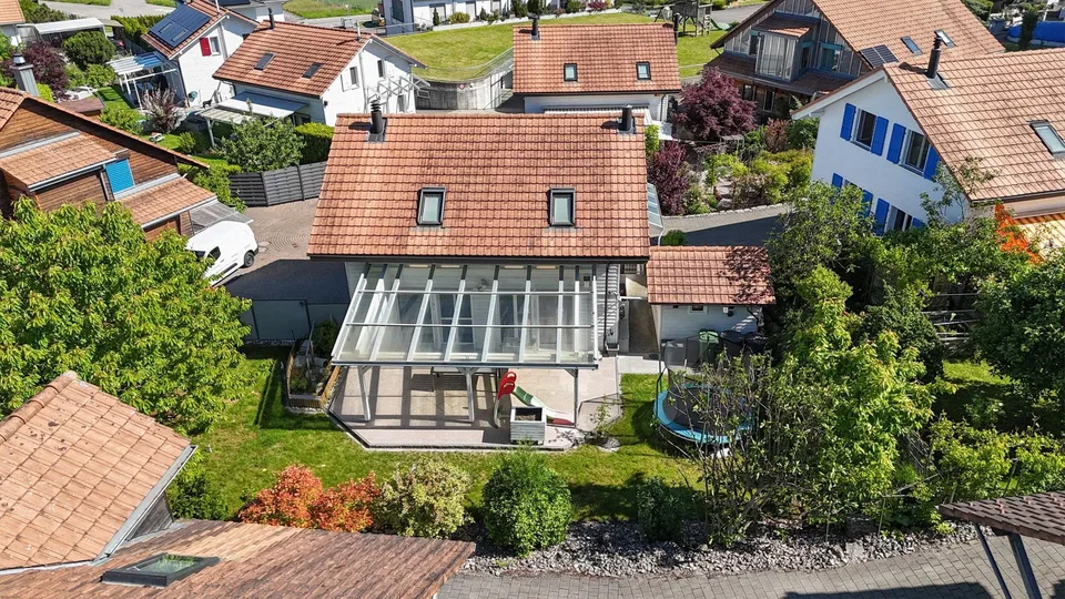 Ein Zuhause zum Wohlfühlen - helles Wohnambiente, Cheminée und sonn...