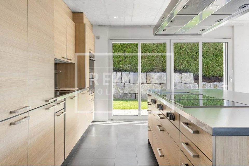 6½-Zimmer-Einfamilienhaus mit Panoramaweitblick – Foto 8 von 13