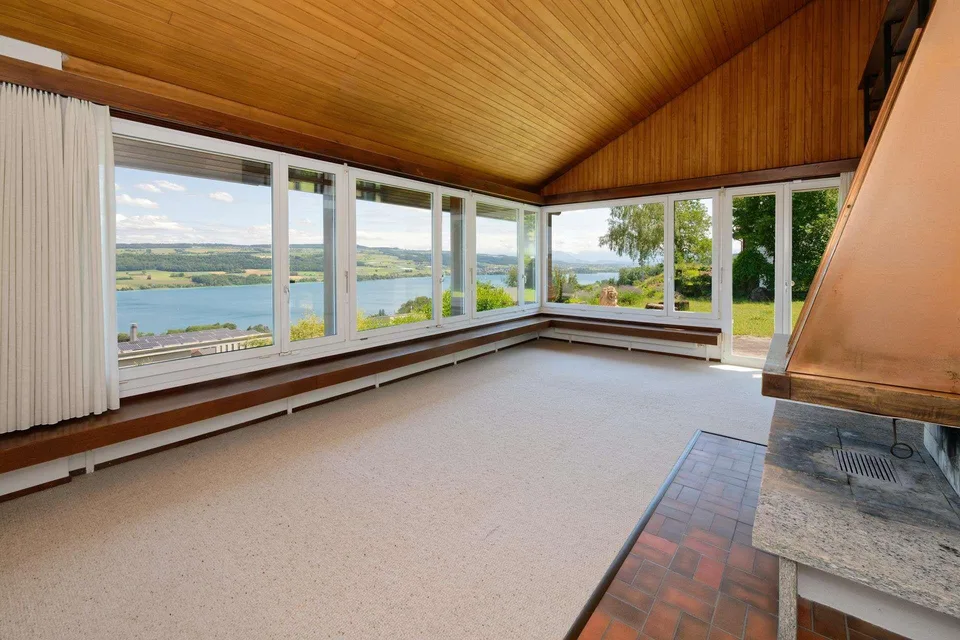 Ampia casa unifamiliare con vista sul lago di Hallwil