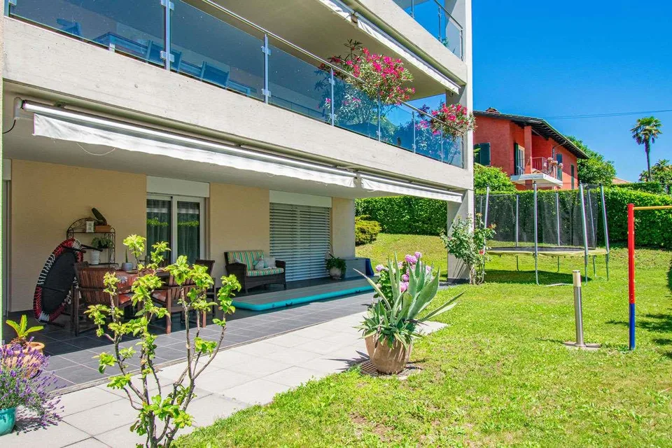 Appartamento mit Seeblick und Garten