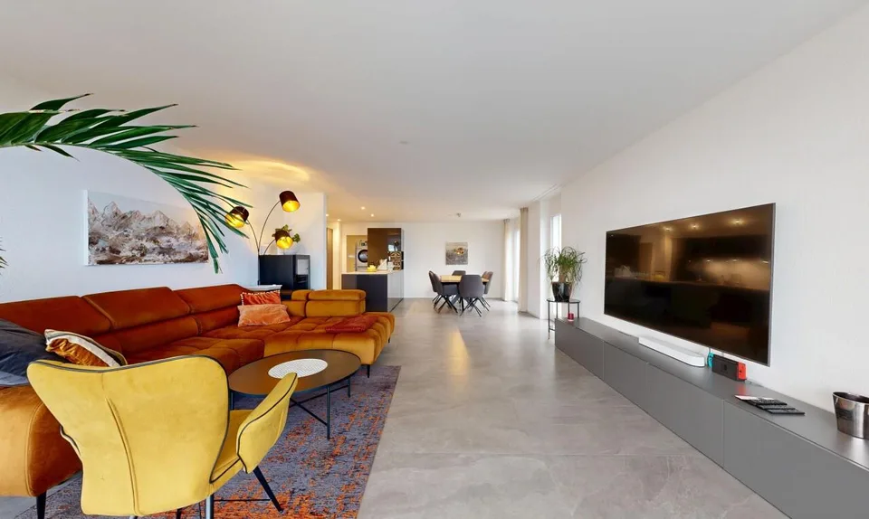 Terrassenwohnung mit 63 m² Aussenfläche & Weitsicht