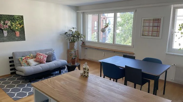 2½ ZI-WOHNUNG IN BASEL - SPALEN, MÖBLIERT, TEMPORÄR