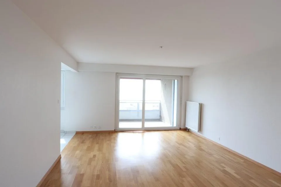 Genießen Sie den Blick auf den See von Ihrem Wohnort