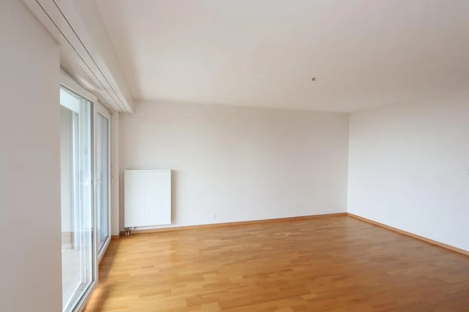 Genießen Sie den Blick auf den See von Ihrem Wohnort
