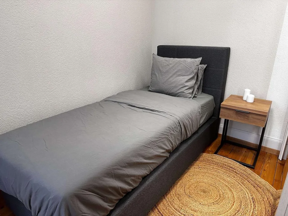 Chambre meublée et lumineuse dans une colocation au cœur de Lausanne