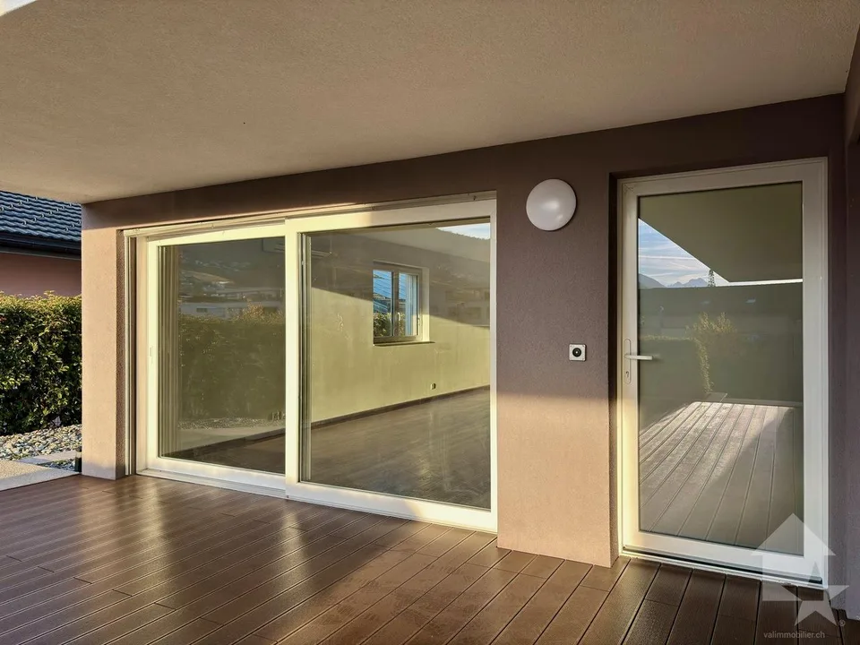 Spacieux 4.5 pièces et espace indépendant de 60 m2 ! – Foto 25 von 30