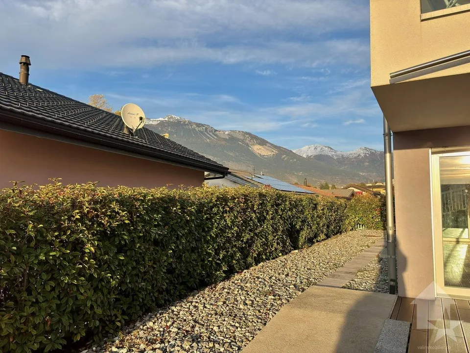 Spacieux 4.5 pièces et espace indépendant de 60 m2 ! – Foto 26 von 30