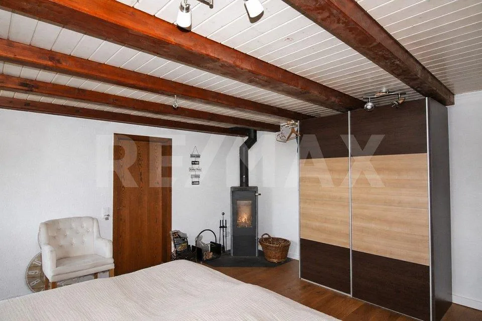 Spacieuse maison unifamiliale 5,5 pièces dans un quartier familial