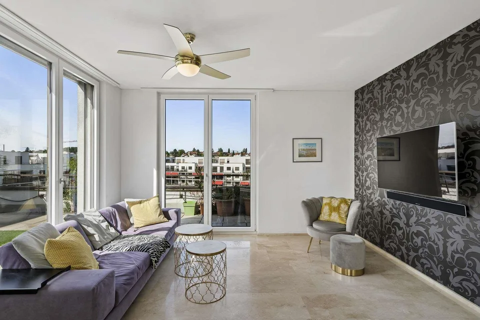 3.5 Zimmer Attikawohnung mit 117 m2 Terrasse in Wallisellen
