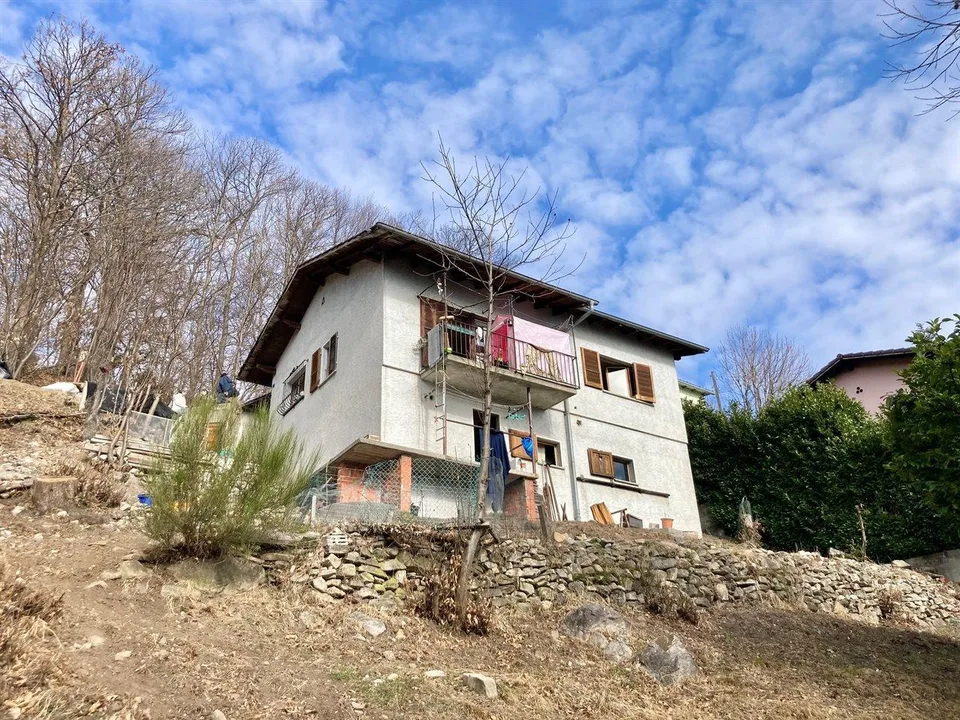 Haus zum renovieren in Monte Brè