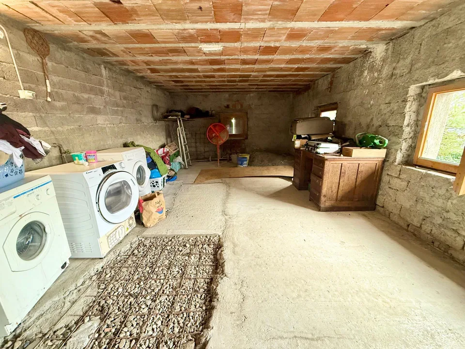 Haus zum renovieren in Monte Brè – foto 11 di 23