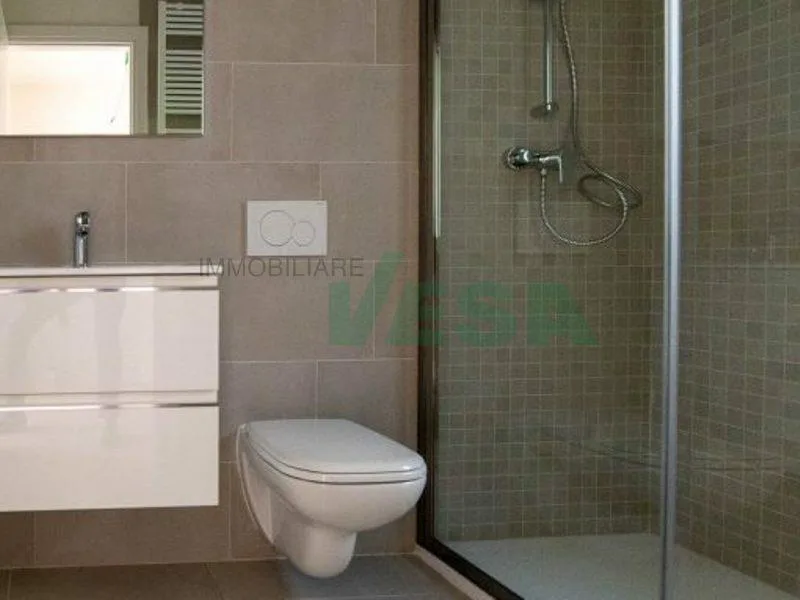 Splendido attico di 4,5 locali con spettacolare vista lago – foto 8 di 20