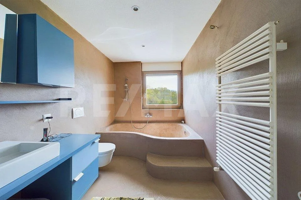 Casa unifamiliare con ufficio separato ideale per famiglie – Foto 13 von 13