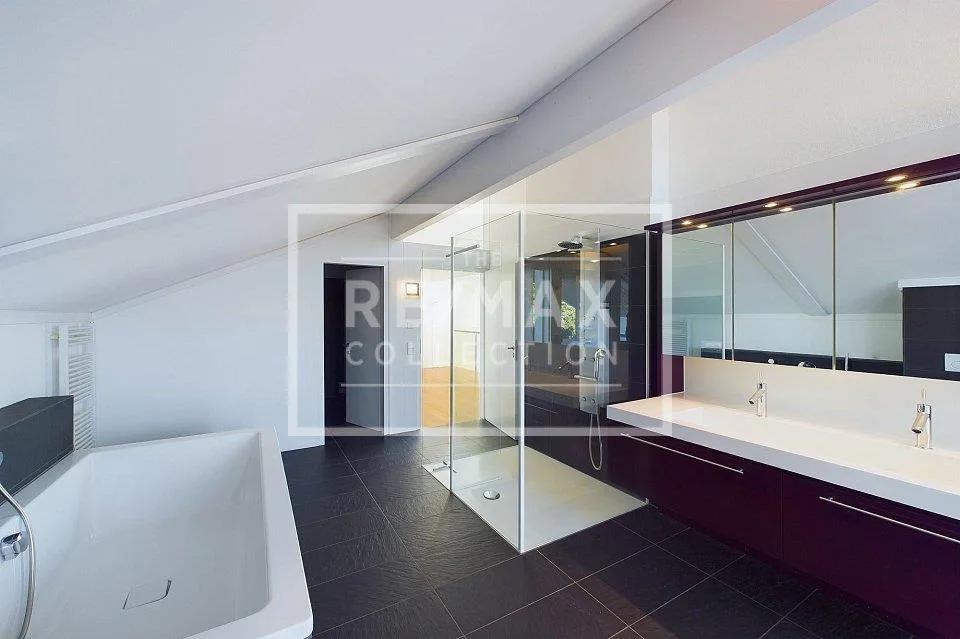 Elegante casa Huf con vista meravigliosa - In zona residenziale tranquilla – Foto 11 von 13