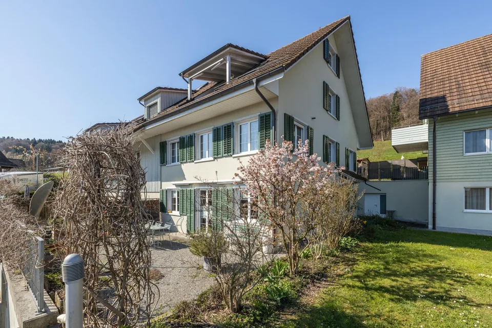 Zuhause mit Charme: modern und sonnig