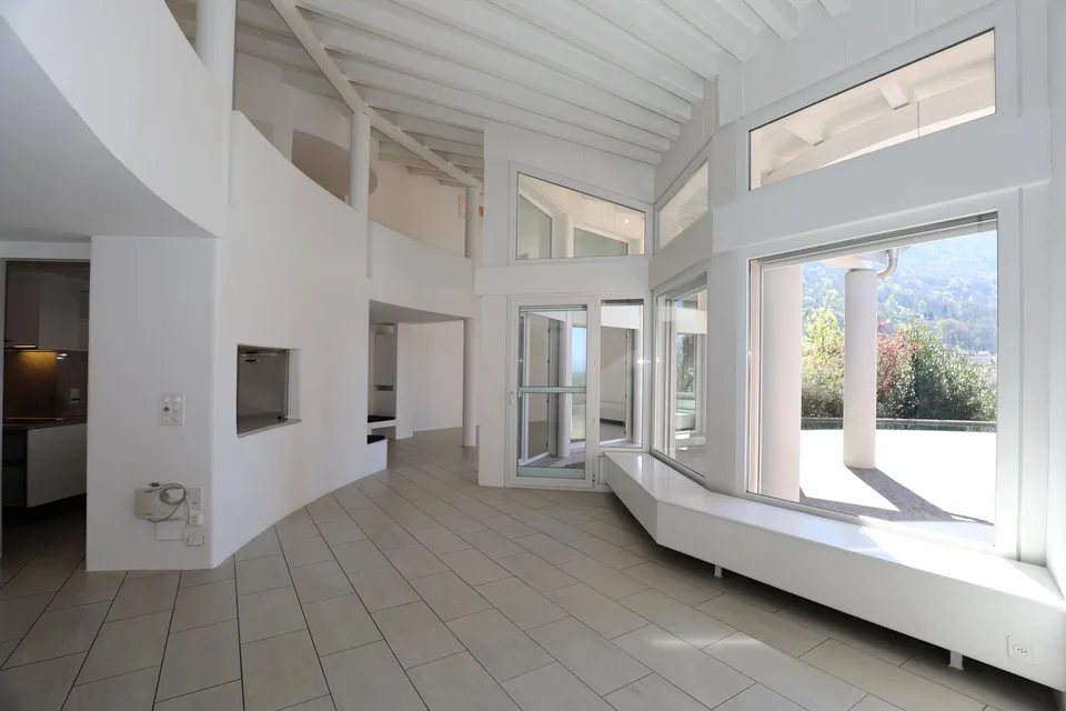 Architektonisch exklusive Villa mit Panoramasicht im Luganese – Foto 6 von 17
