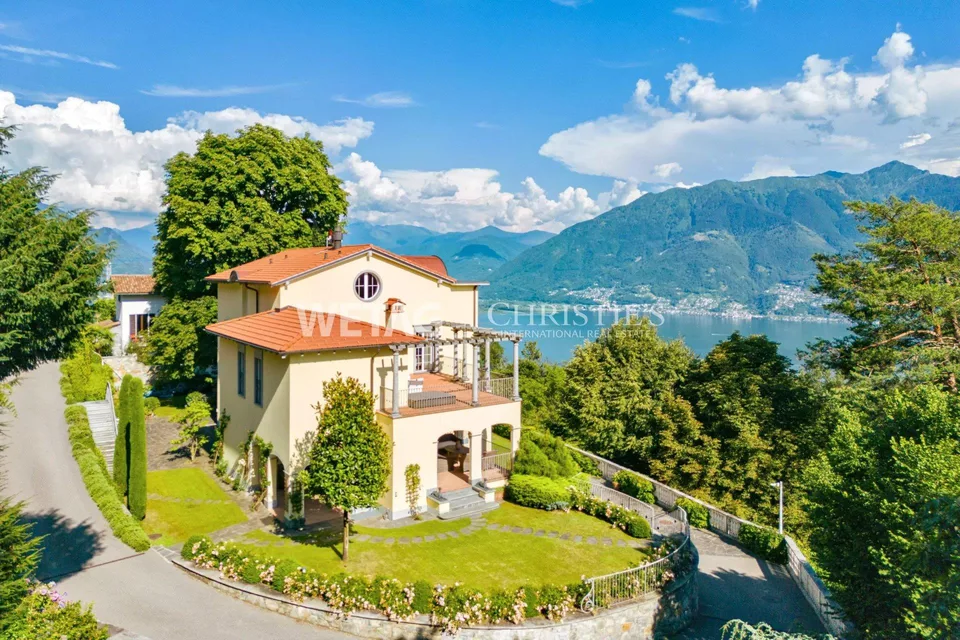 Exklusive Luxusvilla mit Aussenpool & Wellnessbereich in Orselina zu verkaufen – Foto 12 von 13