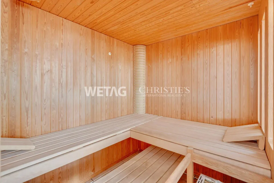 Fitness & Détente - la combinaison parfaite dans cette villa à vendre à Carona – photo 11 sur 13