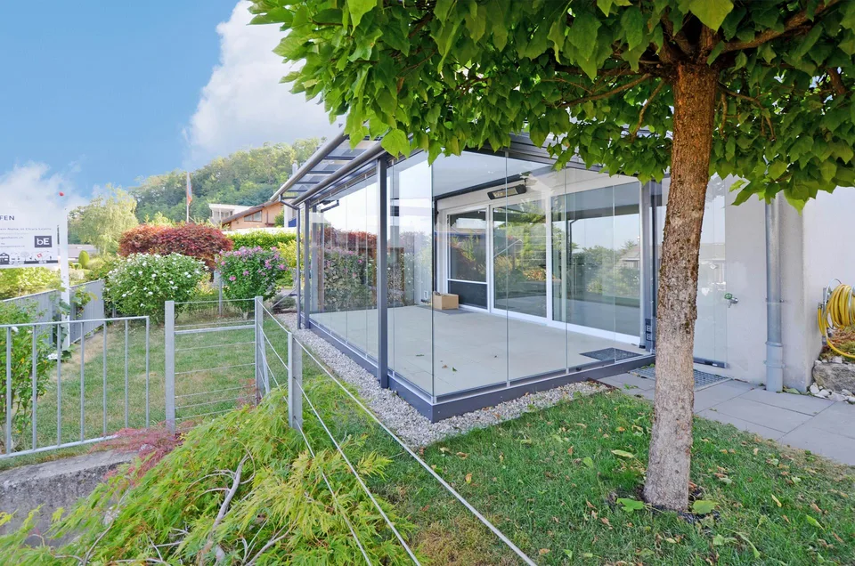 Casa familiare con vista panoramica a Münchenstein