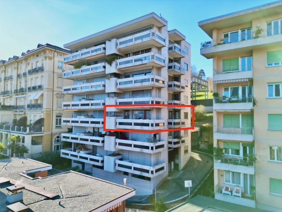 Elegante Appartamento con Vista Lago Mozzafiato a Lugano – photo 14 sur 14