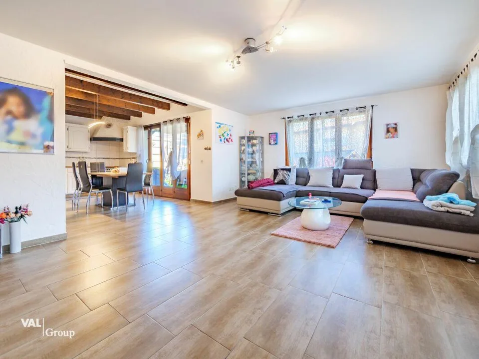 Magnifique villa avec jardin, offrant une configuration idéale pour...