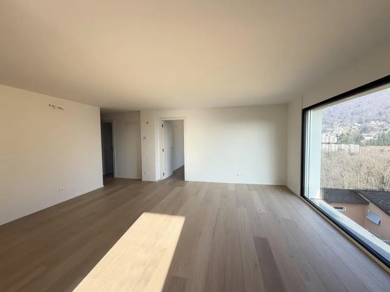 ATTIC APARTMENT 4.5 ROOMS WITH LAKE VIEW IN ELEGANT BUILDING – photo 7 of 13