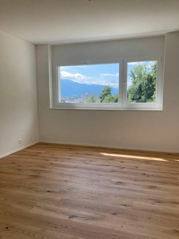 Ampio e luminoso appartamento maisonnette 4.5 locali con contratto di locazione