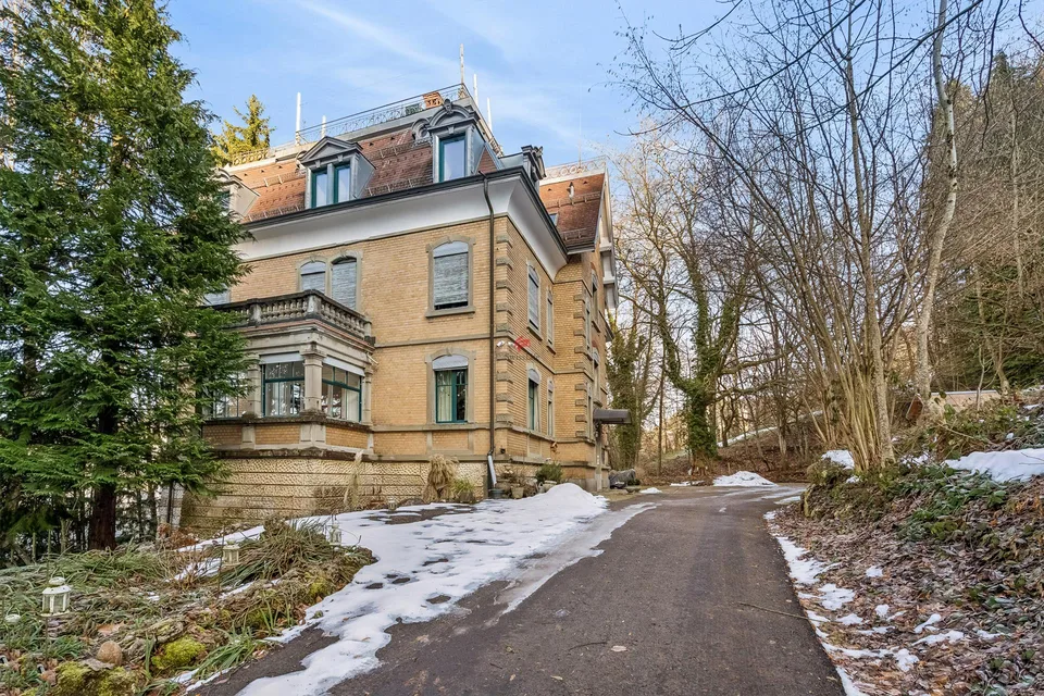 Einzigartige Maisonette in prachtvoller Jugendstilvilla