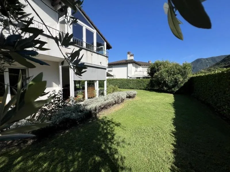 Einfamilienhaus mit Garten, sehr sonnig