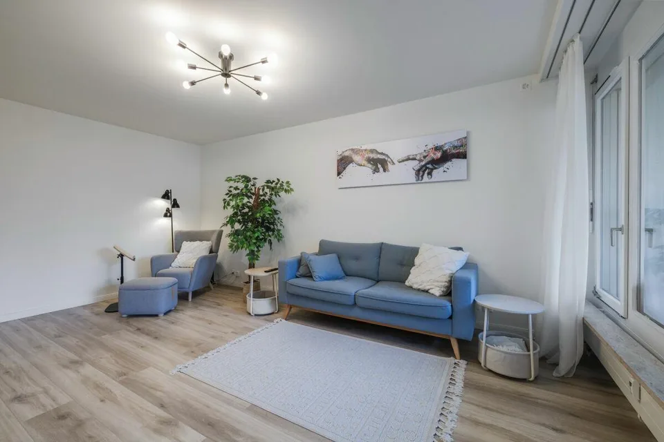 Appartamento 2.5 locali moderno con ampio balcone