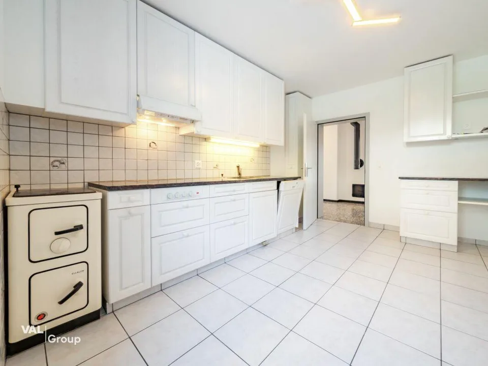 Renovierte 4.5-Zimmer-Altbauwohnung mit Charme und schönem Garten