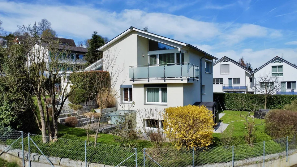Muttenz Familienfreundliches 6.5 Zi. EFH auf sonnenverwöhnter Parzelle