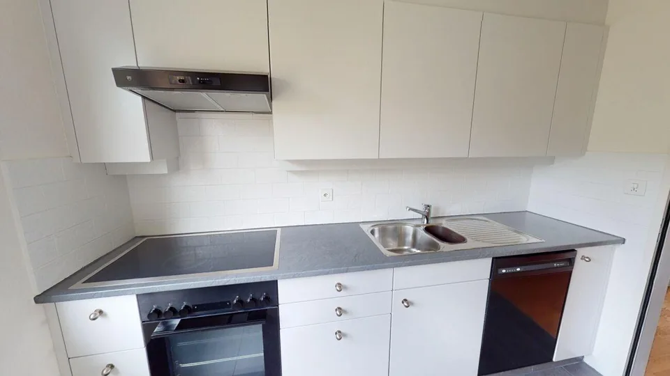 Schöne 3.5 Zimmer-Wohnung mit Sitzplatz