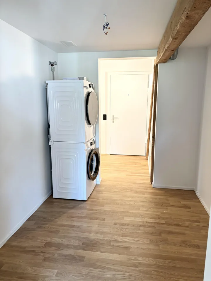 Stilvolles Neubau-Loft mit Balkon