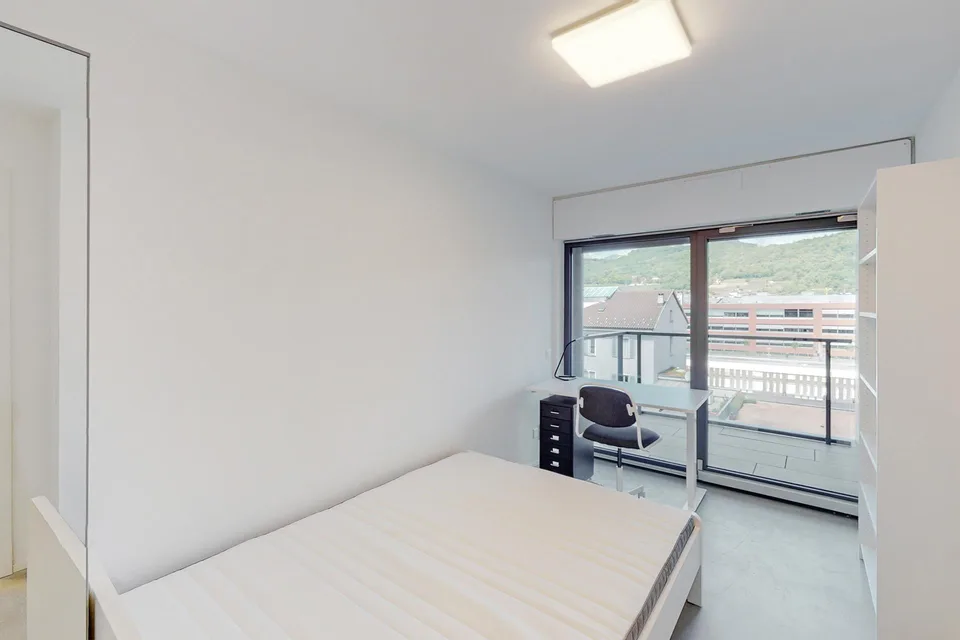 Moderne Räume und privates Zimmer - Sorgenfreies Leben in Mendrisio