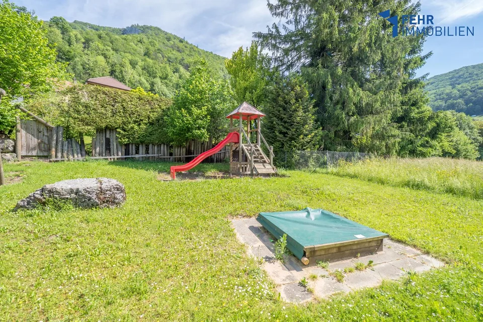 Fehr Immobilien - Appartamento di charme 4,5 locali mansardato