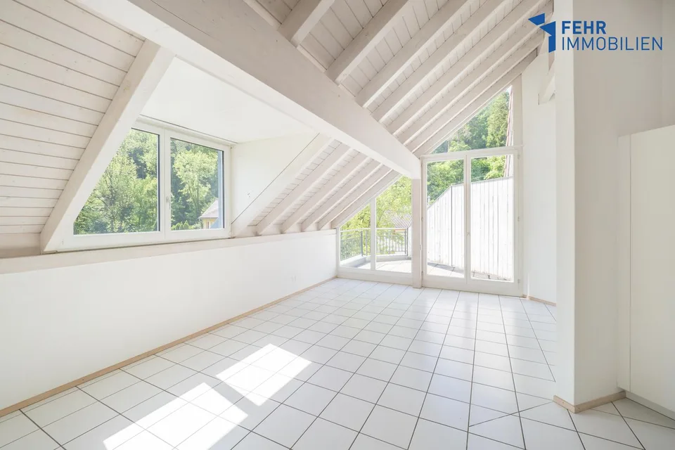 Fehr Immobilien - Appartamento di charme 4,5 locali mansardato