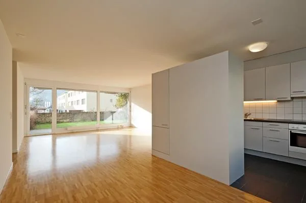 Appartement moderne avec balcon ensoleillé