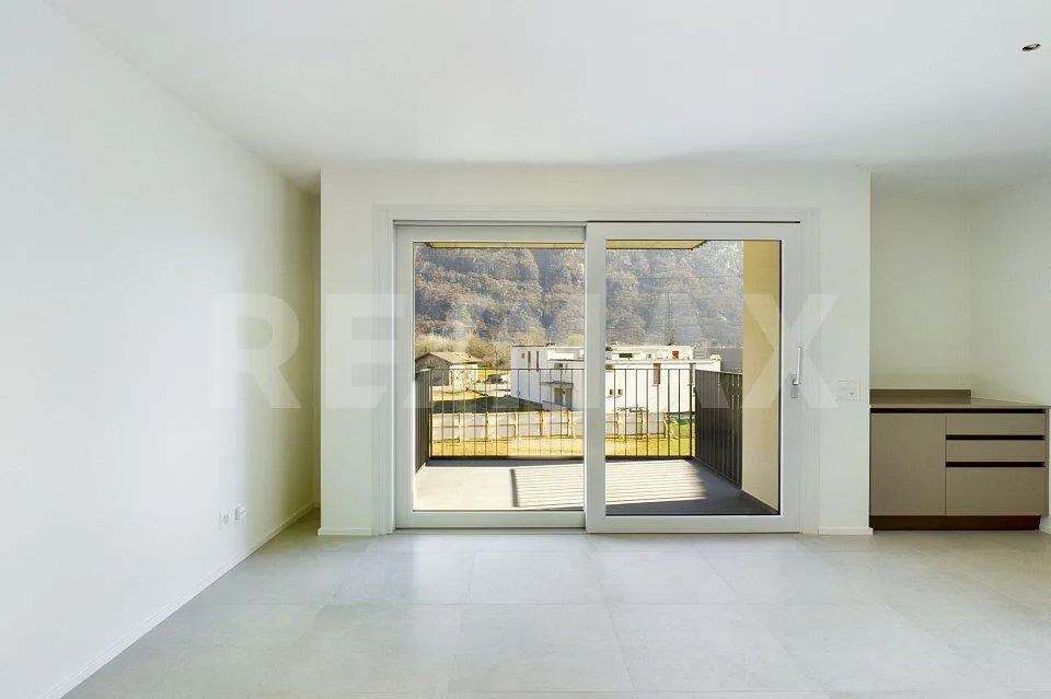 Moderne Wohnung inmitten der Natur mit schöner Terrasse - Neubau in Iragna!