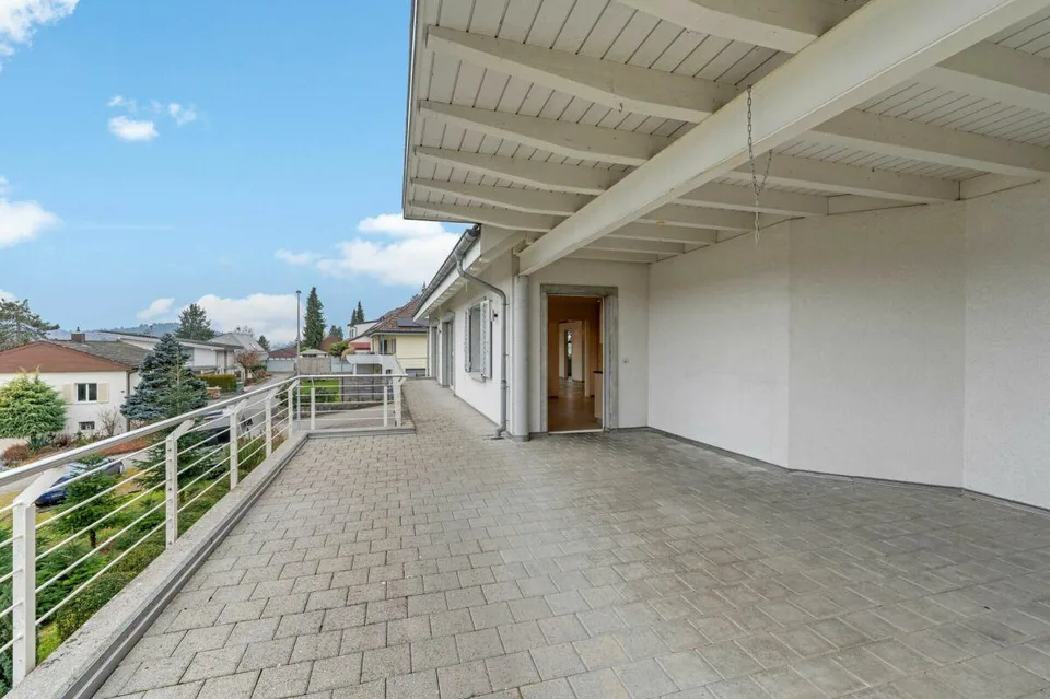 Freistehendes 6.5-Zimmer-Haus mit 2.5-Zimmer Einliegerwohnung an wu...