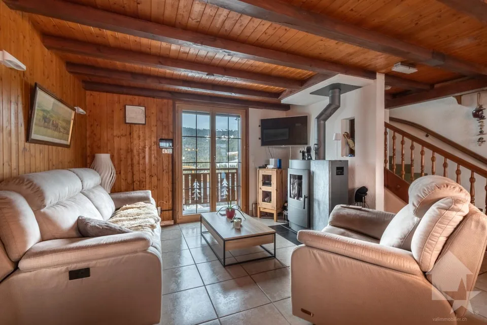 Familiénchalet mit 8.5 Zimmern, modernisiert und perfekt gepflegt